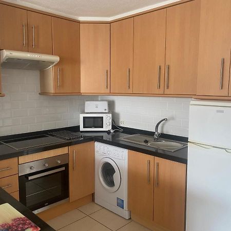 Apartments Victoria Court 1 6A2 Арона Экстерьер фото